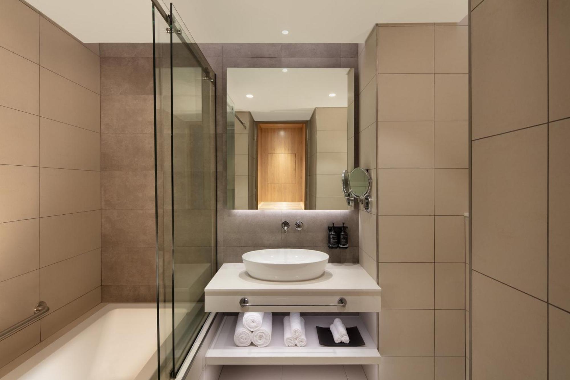 Holiday Inn Dubai Business Bay By Ihg ภายนอก รูปภาพ